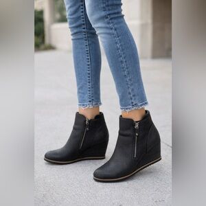 SOUL Naturalizer Charcoal Perforated Wedge Ankle Boots